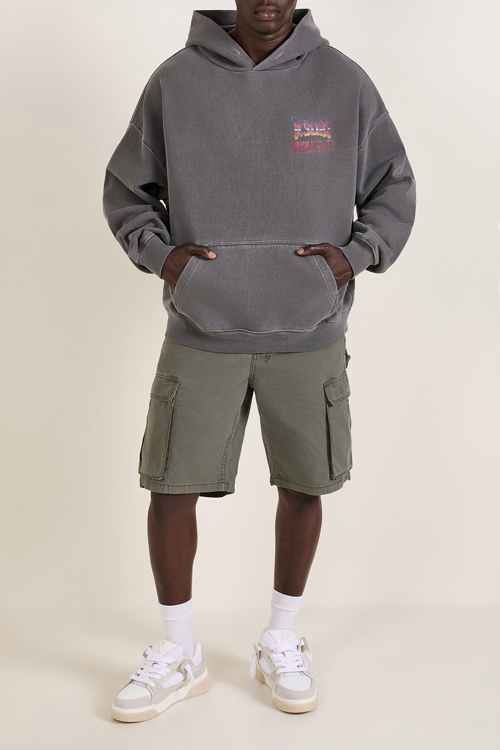 מכנסיים קצרים